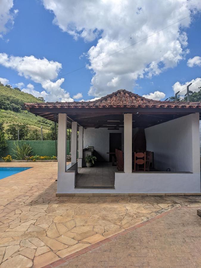 세라니그라 Chacara Santa Terezinha 빌라 외부 사진